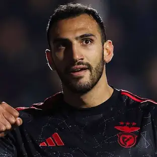 Vangelis Pavlidis: Striker Yunani yang Nggak Banyak Gaya Tapi Gacor Abis di Depan Gawang