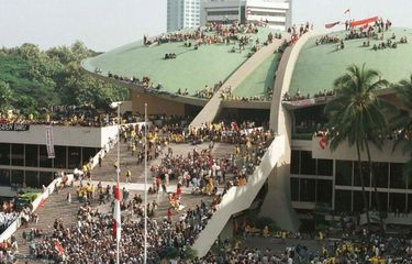 Sejarah Reformasi 1998 di Indonesia: Dari Orde Baru ke Era Baru